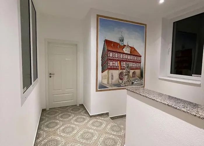 Juraperle - Historisch Und Modern - 3 *